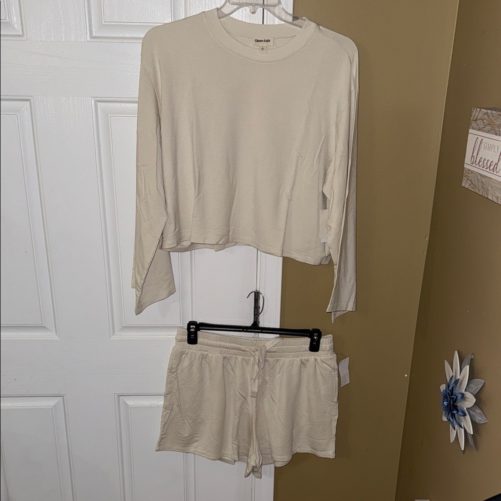 Open Edit soft 2 piece pj set  L